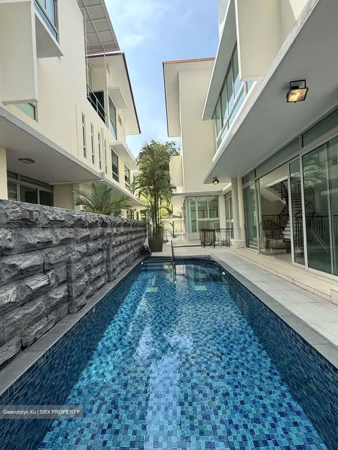 Oxley Road (D9), Terrace #551141661